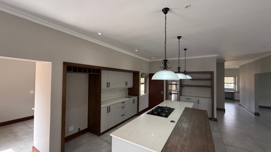 4 Bedroom Property for Sale in Sonyaka Estate Mpumalanga