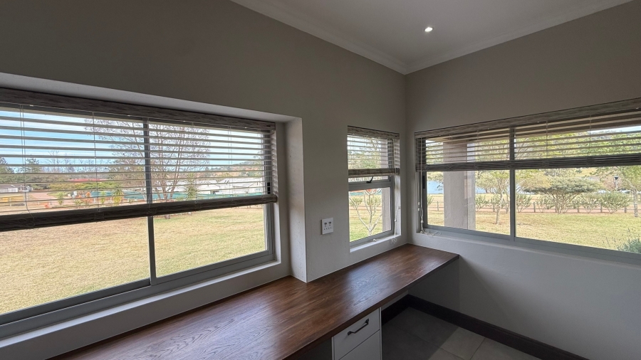 4 Bedroom Property for Sale in Sonyaka Estate Mpumalanga