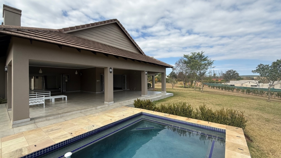 4 Bedroom Property for Sale in Sonyaka Estate Mpumalanga