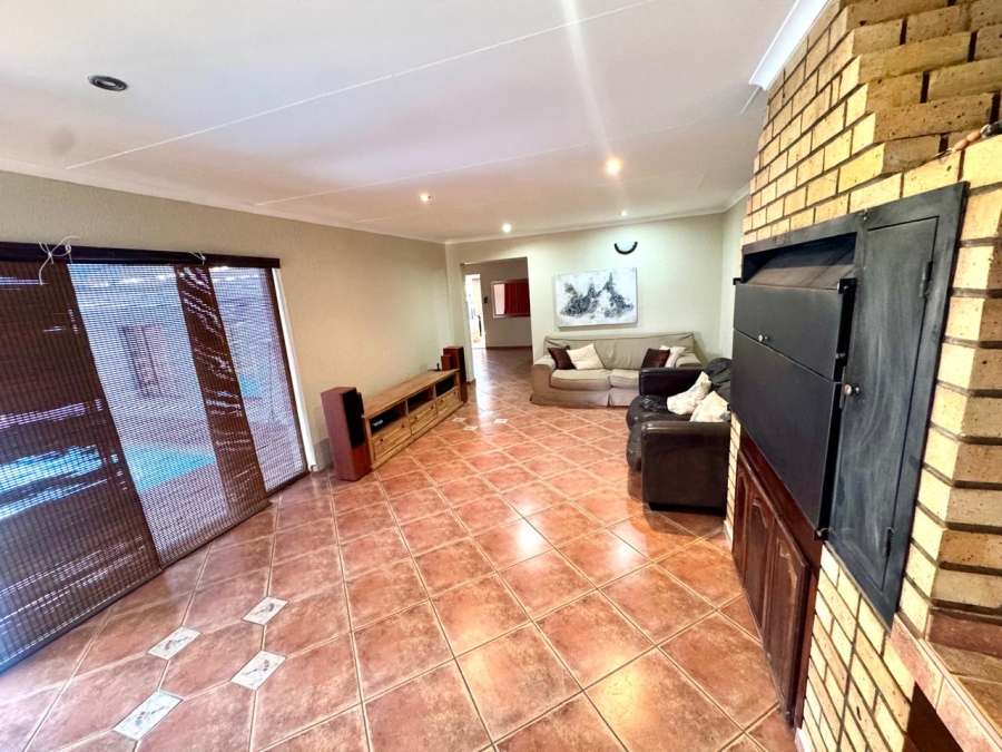 3 Bedroom Property for Sale in Secunda Mpumalanga