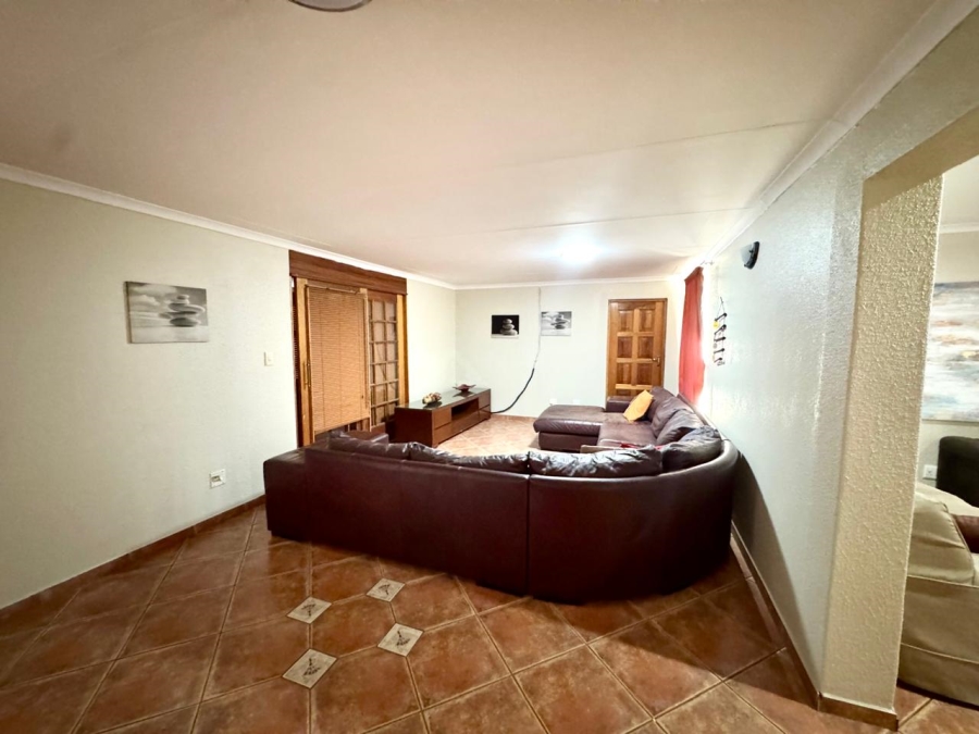 3 Bedroom Property for Sale in Secunda Mpumalanga