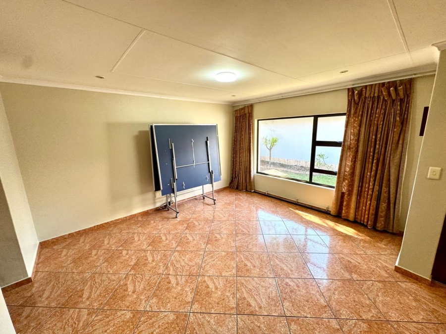 3 Bedroom Property for Sale in Secunda Mpumalanga