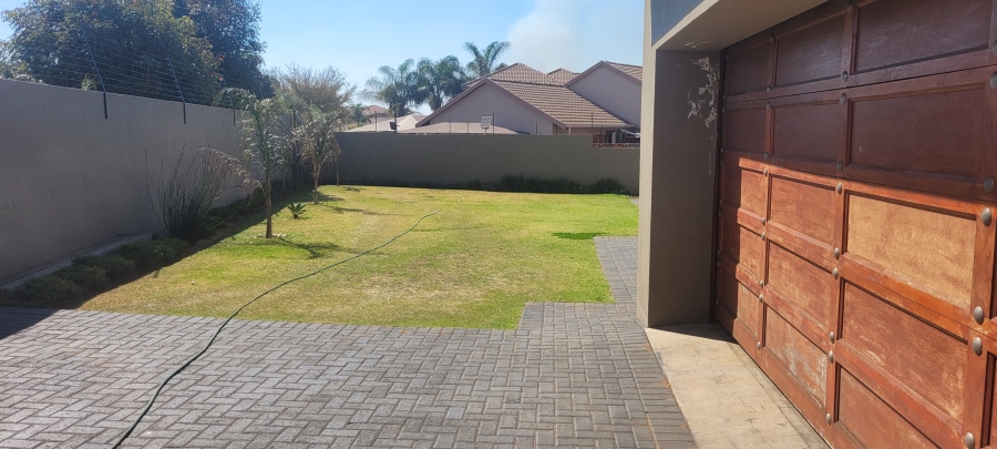4 Bedroom Property for Sale in Aerorand Mpumalanga