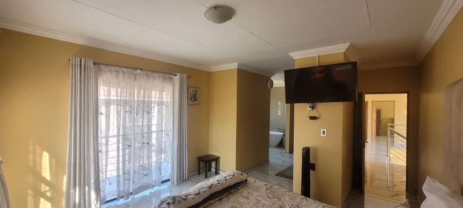 4 Bedroom Property for Sale in Aerorand Mpumalanga