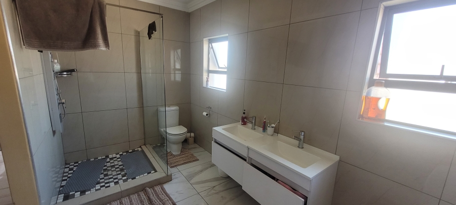 4 Bedroom Property for Sale in Aerorand Mpumalanga