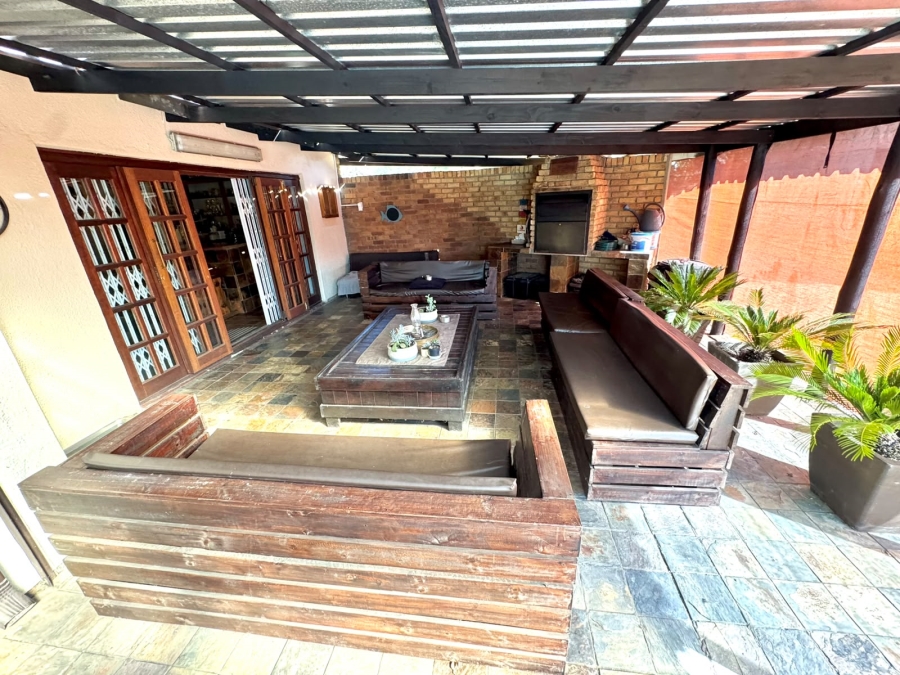 4 Bedroom Property for Sale in Secunda Mpumalanga