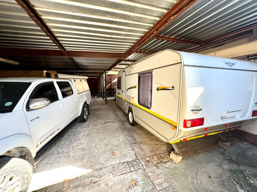 4 Bedroom Property for Sale in Secunda Mpumalanga