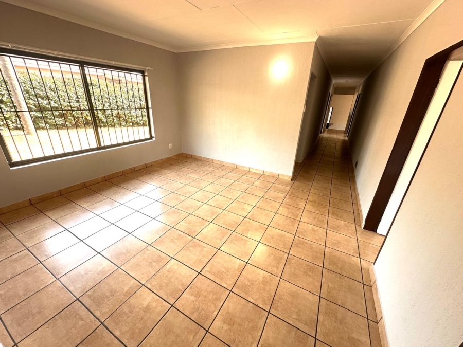 3 Bedroom Property for Sale in West Acres Mpumalanga