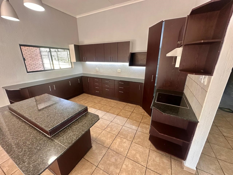 3 Bedroom Property for Sale in West Acres Mpumalanga