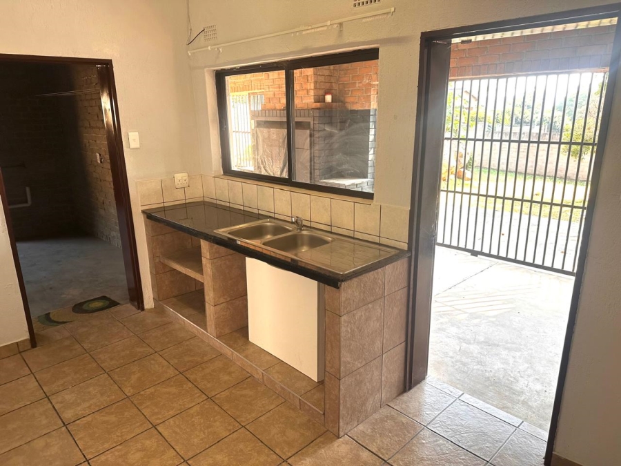3 Bedroom Property for Sale in West Acres Mpumalanga