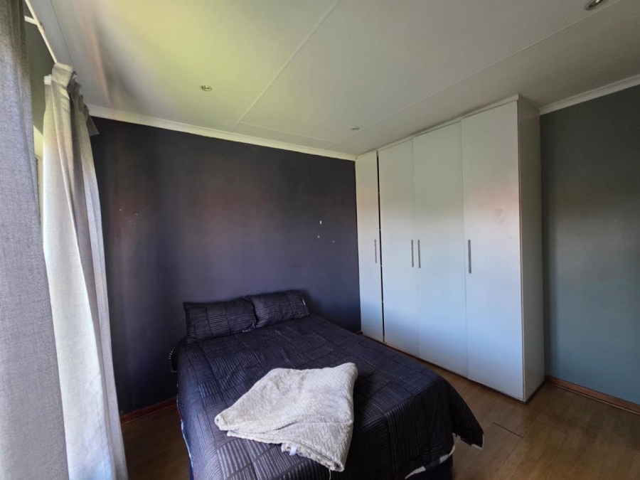 To Let 3 Bedroom Property for Rent in Jackaroo Park Mpumalanga
