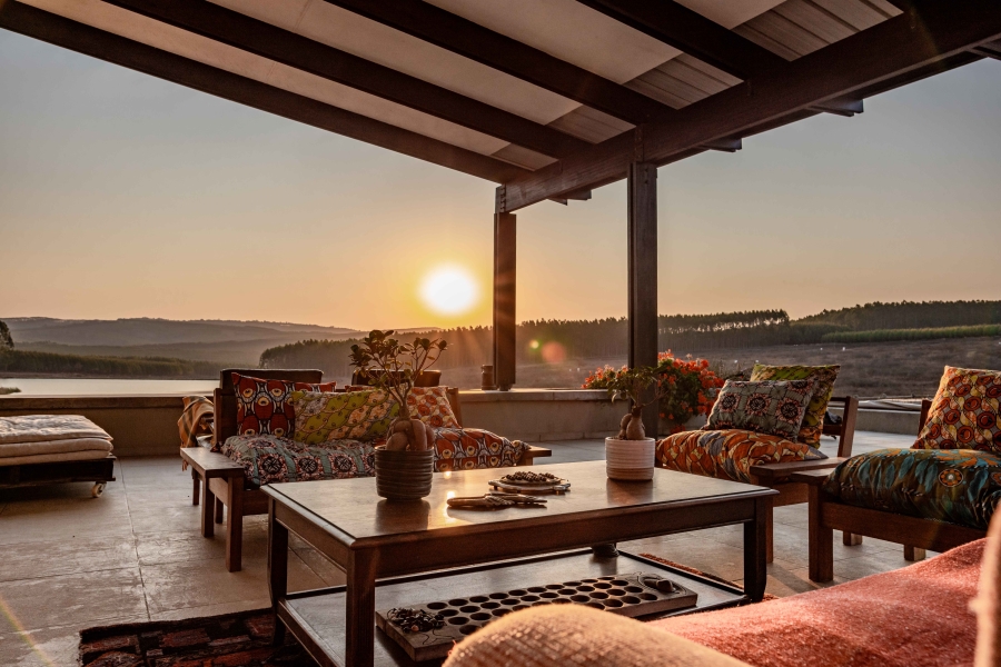 8 Bedroom Property for Sale in White River Mpumalanga