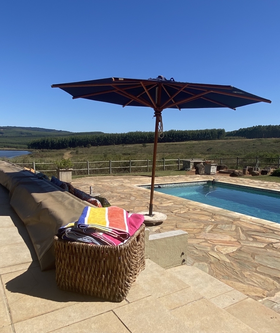 8 Bedroom Property for Sale in White River Mpumalanga