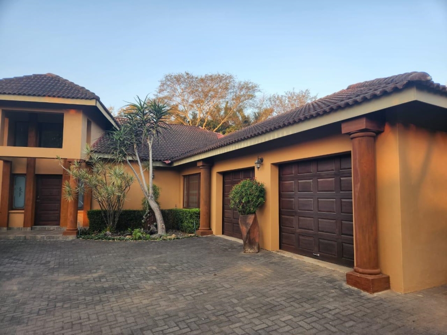 3 Bedroom Property for Sale in Matumi Golf Estate Mpumalanga