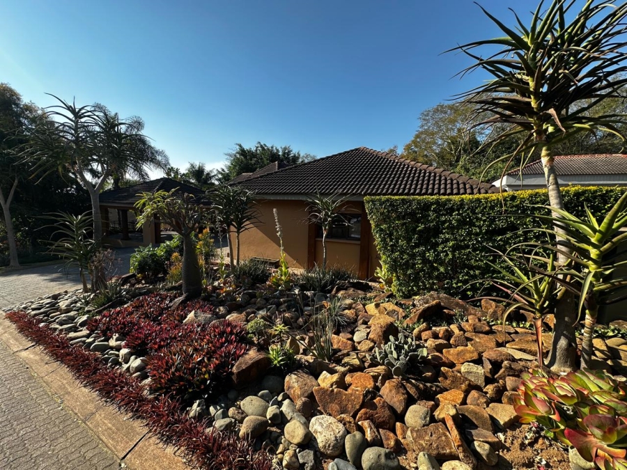 3 Bedroom Property for Sale in Matumi Golf Estate Mpumalanga