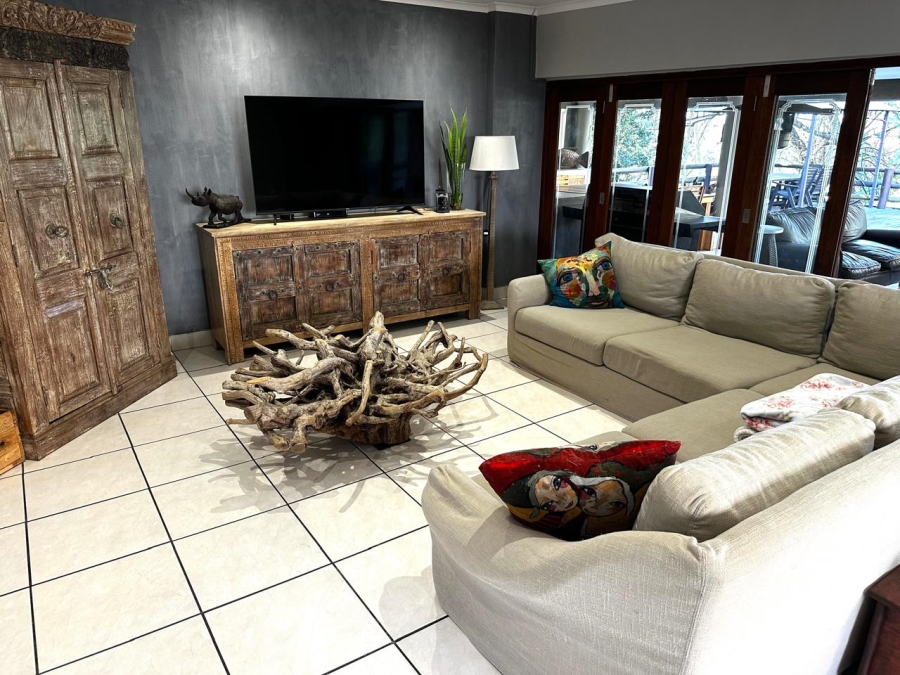 3 Bedroom Property for Sale in Matumi Golf Estate Mpumalanga