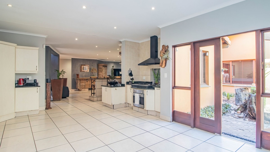 3 Bedroom Property for Sale in Matumi Golf Estate Mpumalanga