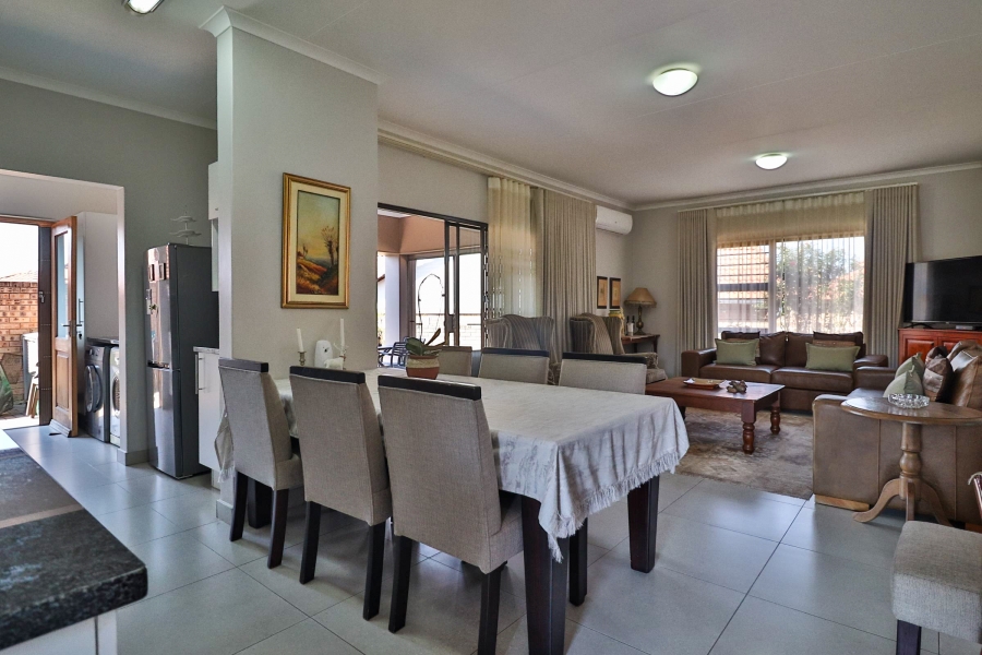 2 Bedroom Property for Sale in Bateleur Estate Mpumalanga