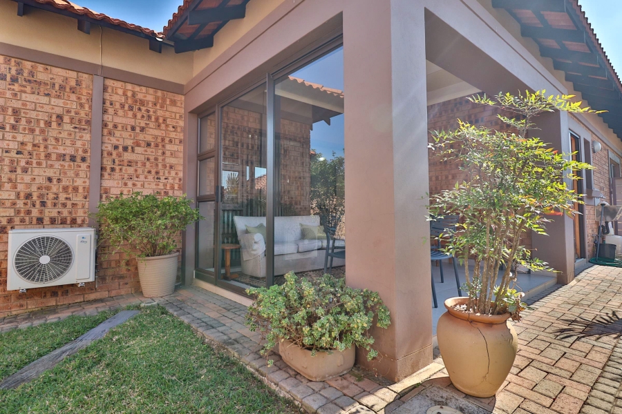 2 Bedroom Property for Sale in Bateleur Estate Mpumalanga