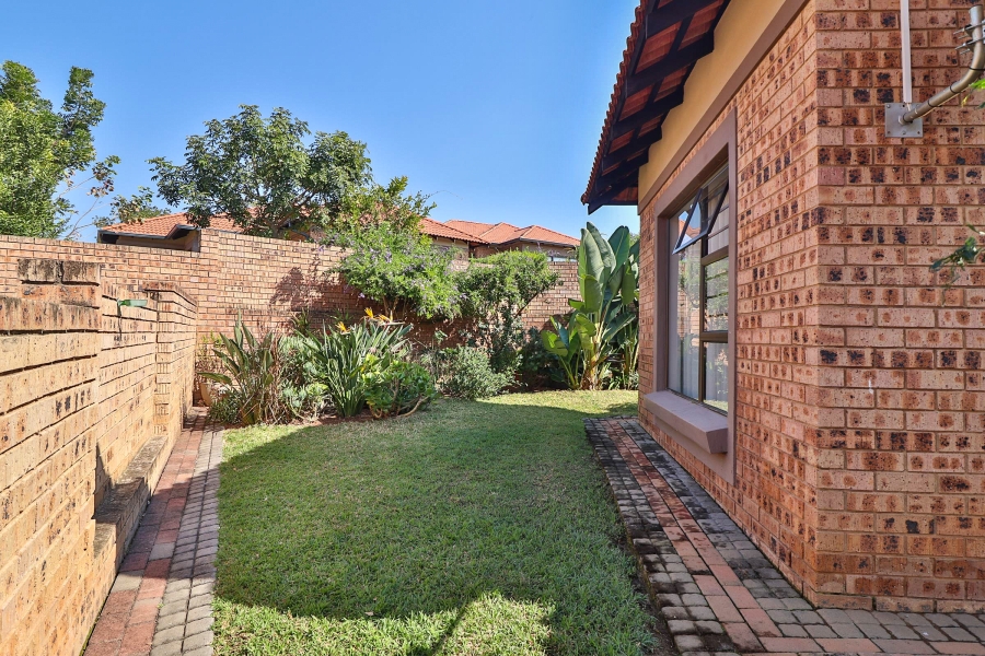 2 Bedroom Property for Sale in Bateleur Estate Mpumalanga