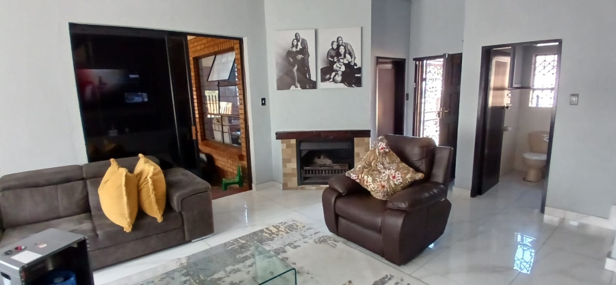 4 Bedroom Property for Sale in Ben Fleur Mpumalanga