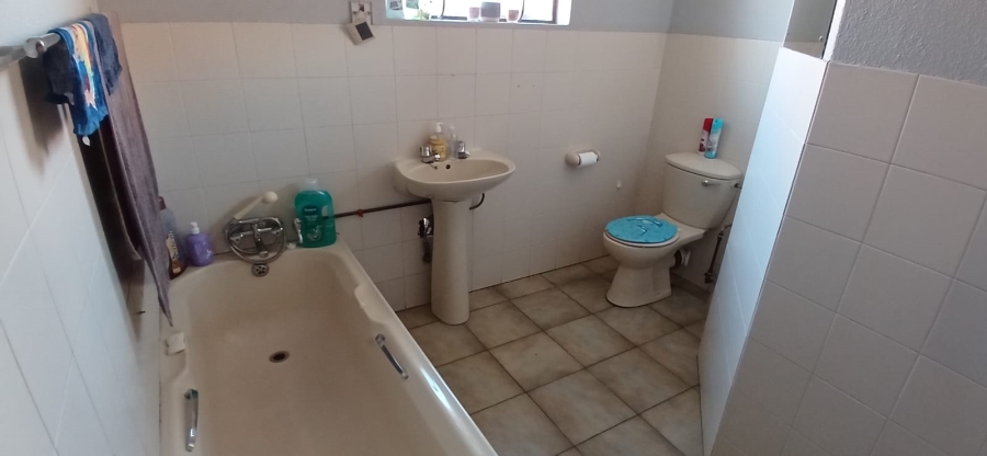 4 Bedroom Property for Sale in Ben Fleur Mpumalanga