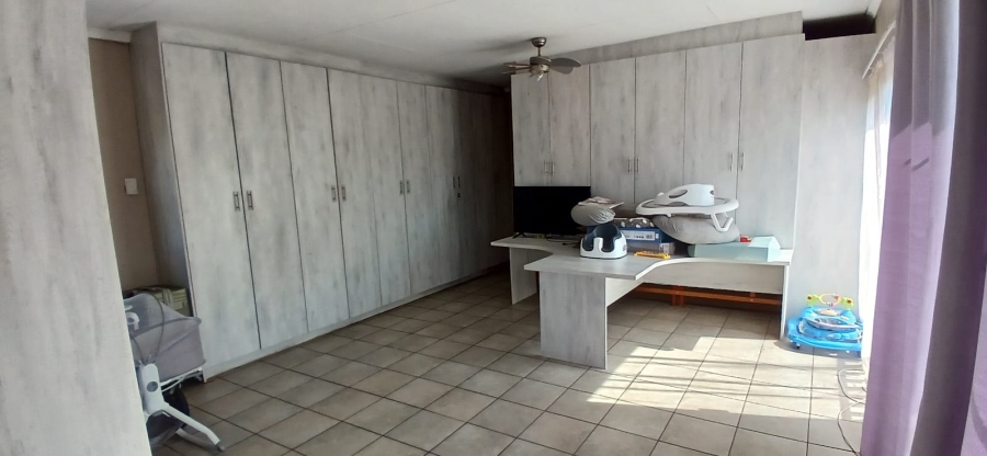 4 Bedroom Property for Sale in Ben Fleur Mpumalanga