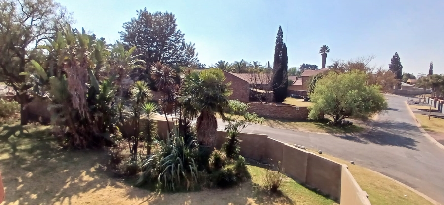 4 Bedroom Property for Sale in Ben Fleur Mpumalanga