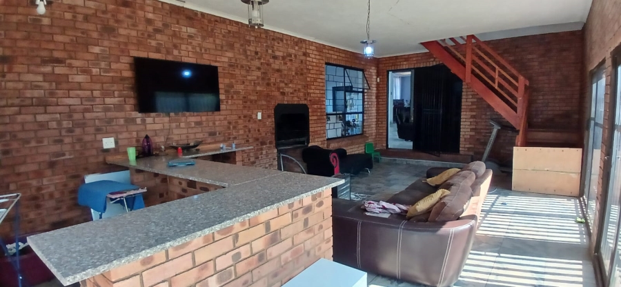 4 Bedroom Property for Sale in Ben Fleur Mpumalanga