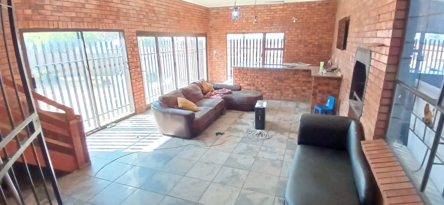 4 Bedroom Property for Sale in Ben Fleur Mpumalanga