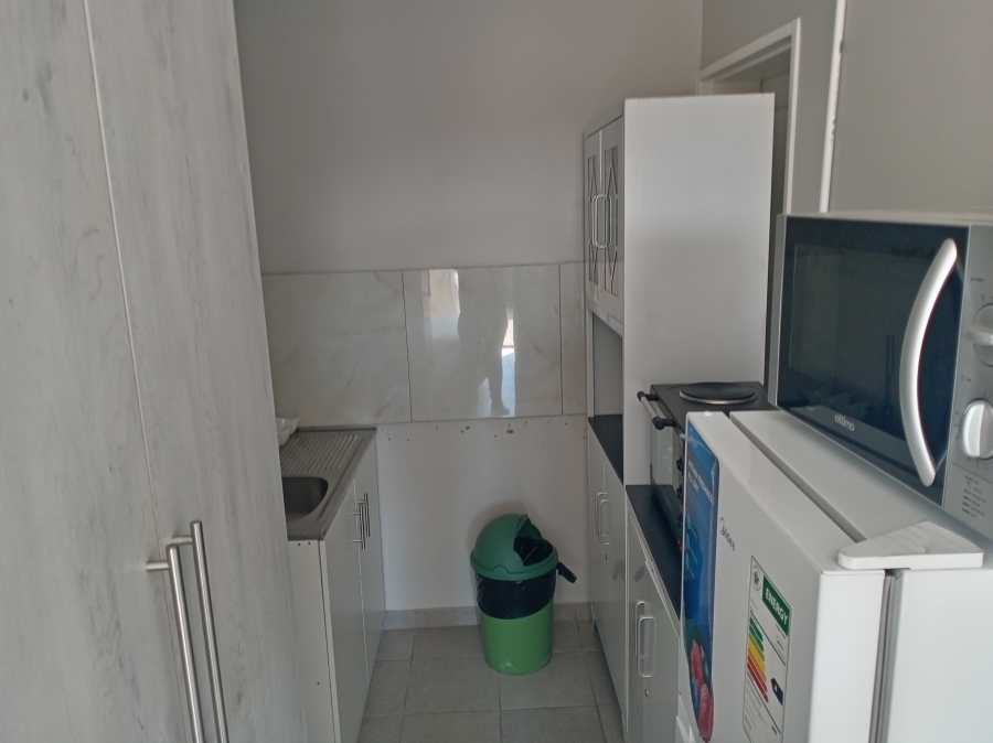 To Let 1 Bedroom Property for Rent in Secunda Rural Mpumalanga