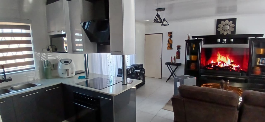 3 Bedroom Property for Sale in Jackaroo Park Mpumalanga