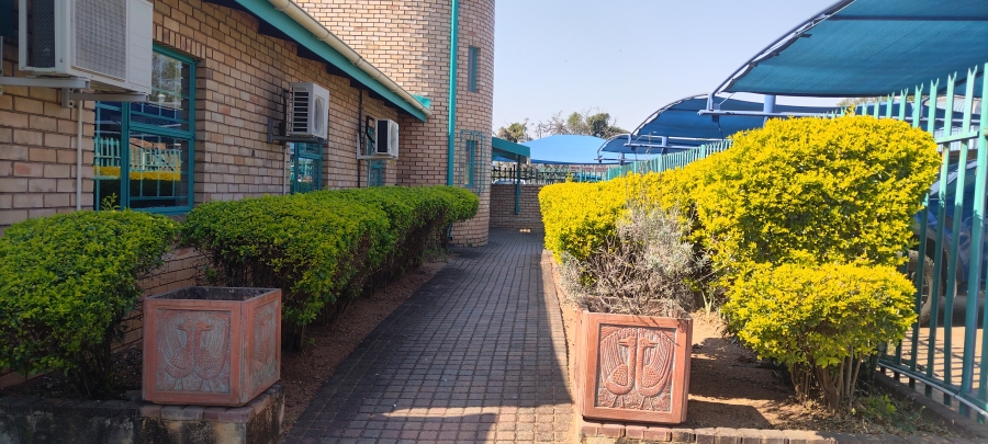 To Let Commercial Property for Rent in Nelspruit Industrial Mpumalanga
