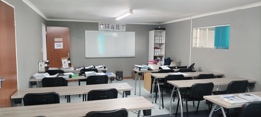 To Let Commercial Property for Rent in Nelspruit Industrial Mpumalanga