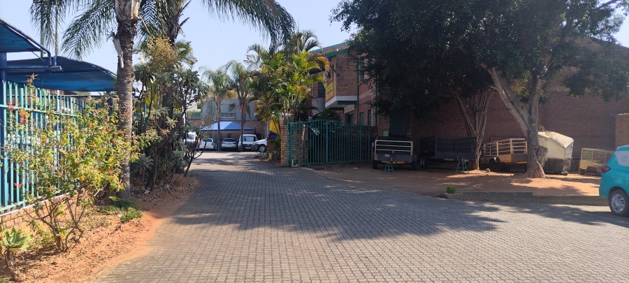 To Let Commercial Property for Rent in Nelspruit Industrial Mpumalanga