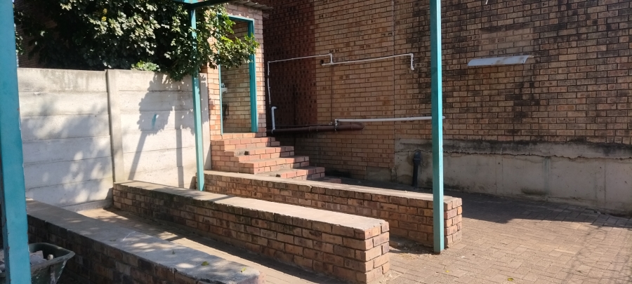 To Let Commercial Property for Rent in Nelspruit Industrial Mpumalanga