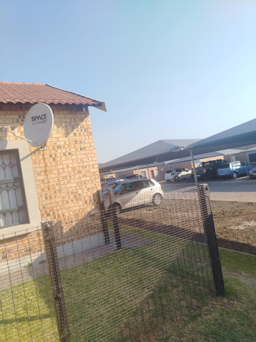 To Let 3 Bedroom Property for Rent in Terra Nova Mpumalanga