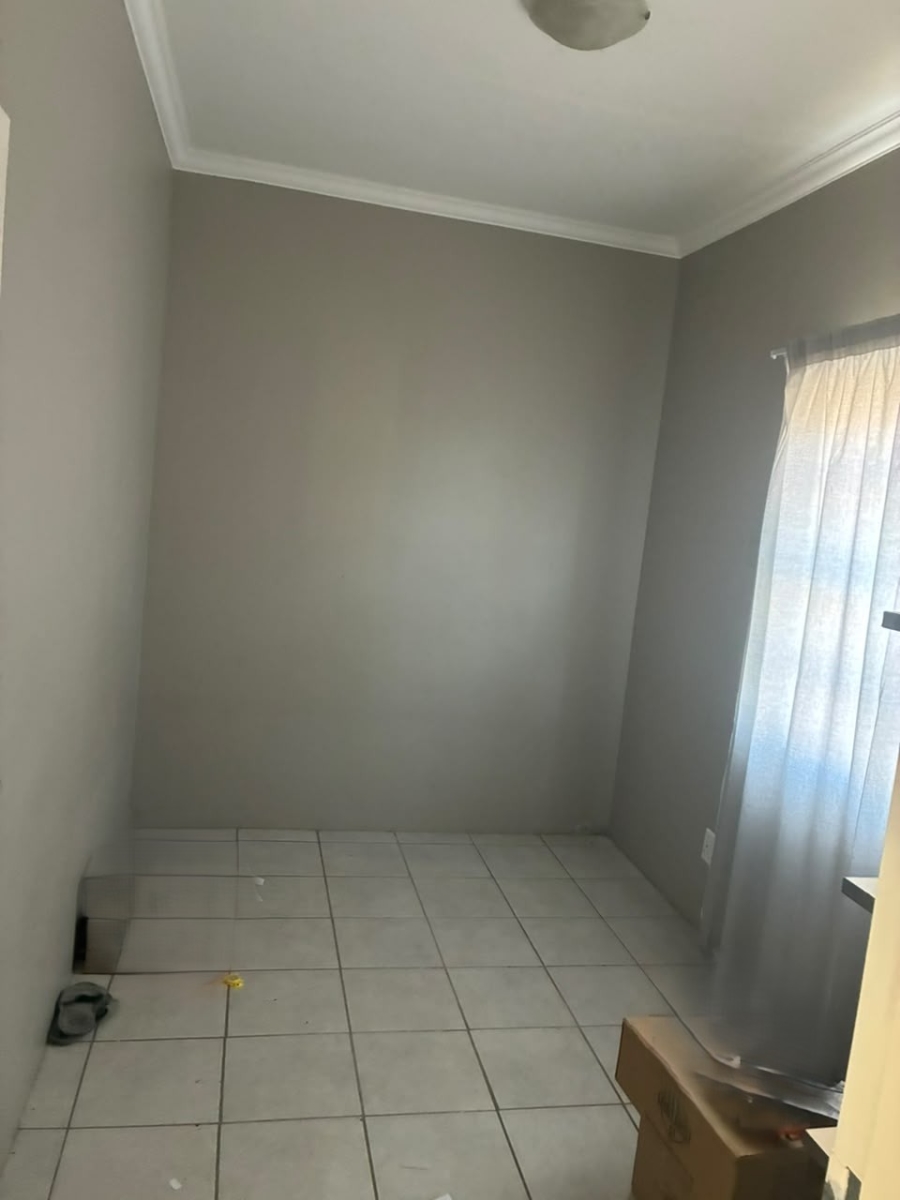 To Let 3 Bedroom Property for Rent in Terra Nova Mpumalanga