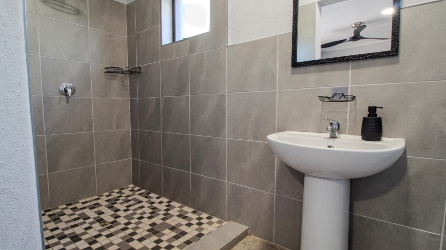 2 Bedroom Property for Sale in Marloth Park Mpumalanga