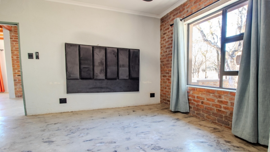 2 Bedroom Property for Sale in Marloth Park Mpumalanga