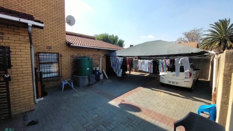 5 Bedroom Property for Sale in Kinross Mpumalanga