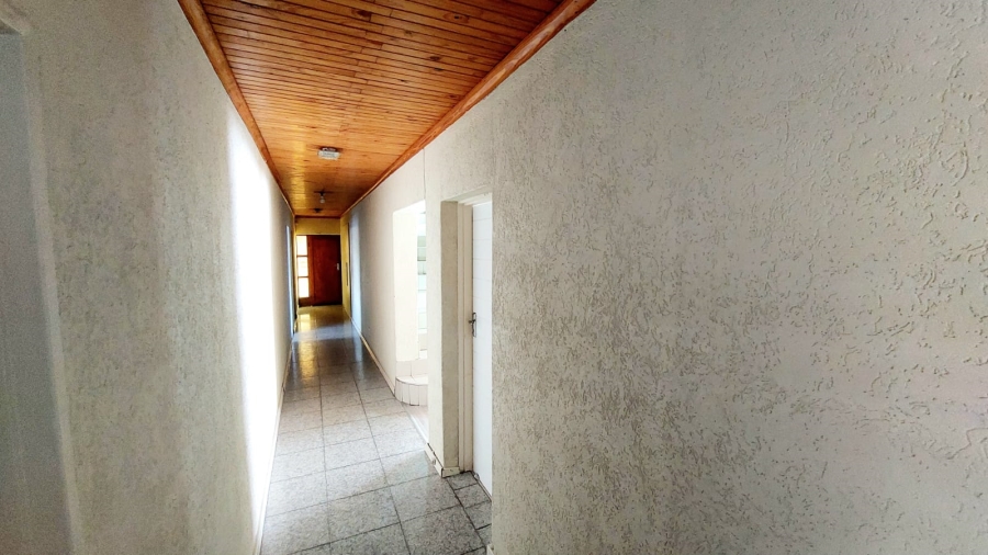 5 Bedroom Property for Sale in Kinross Mpumalanga