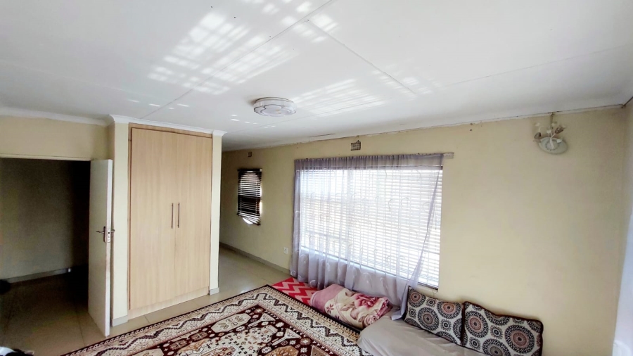 5 Bedroom Property for Sale in Kinross Mpumalanga