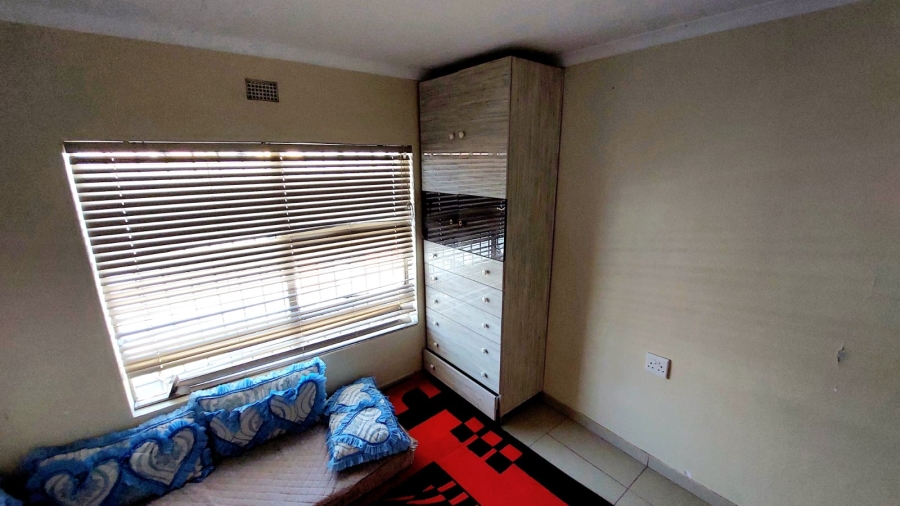 5 Bedroom Property for Sale in Kinross Mpumalanga