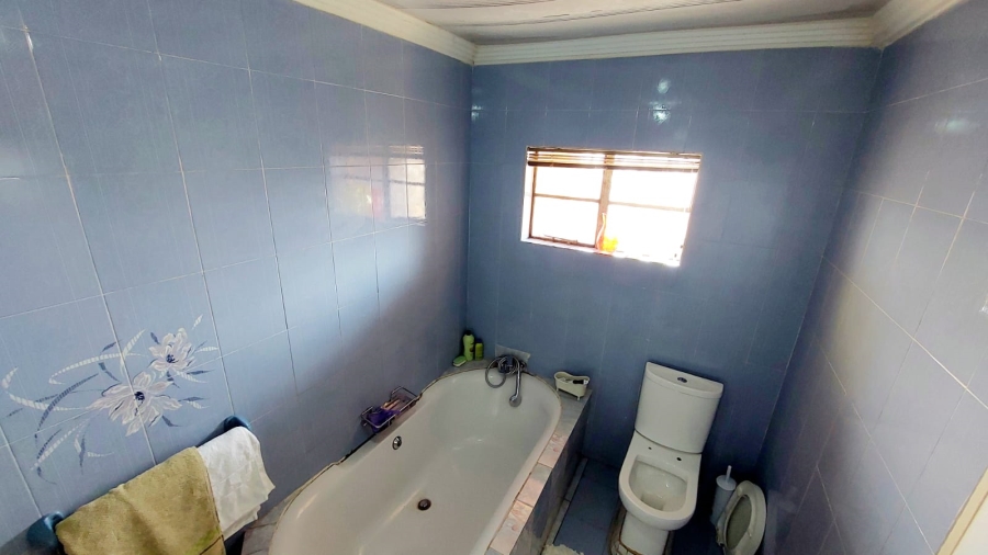 5 Bedroom Property for Sale in Kinross Mpumalanga