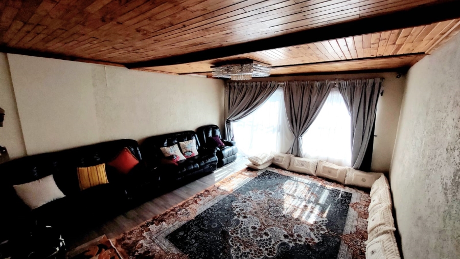 5 Bedroom Property for Sale in Kinross Mpumalanga