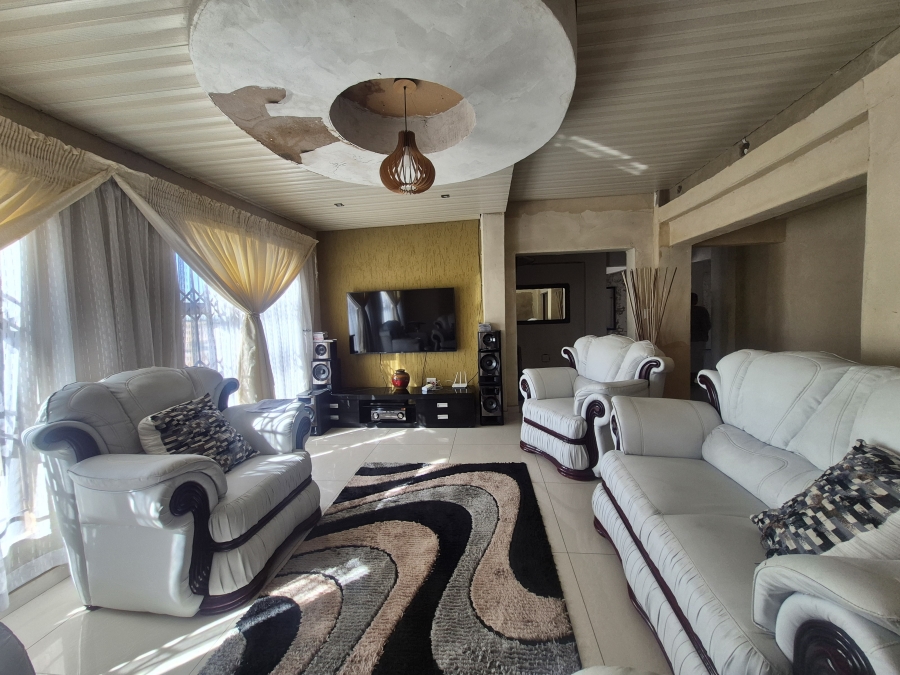 5 Bedroom Property for Sale in Kinross Mpumalanga