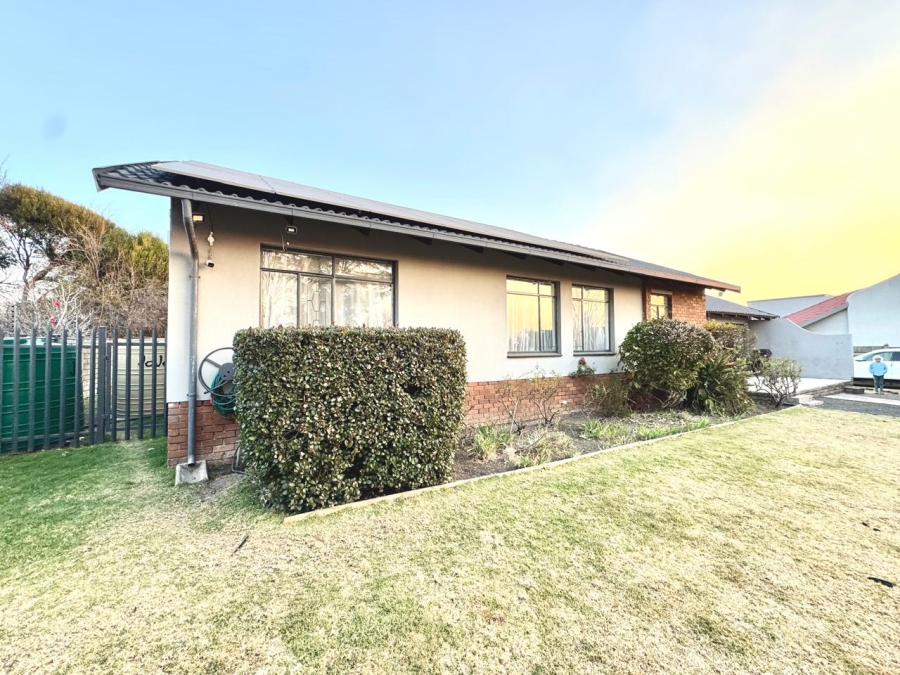 5 Bedroom Property for Sale in Secunda Mpumalanga