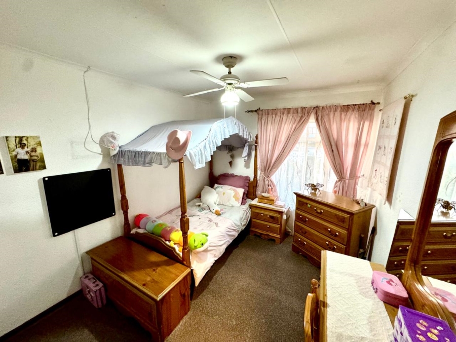 5 Bedroom Property for Sale in Secunda Mpumalanga