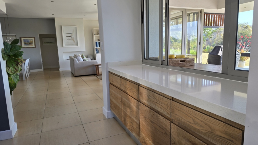 6 Bedroom Property for Sale in Waterberry Country Estate Mpumalanga